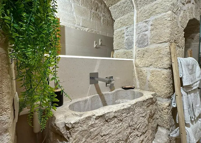 Πανσιόν Pietra Bianca 3*
